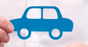 cuanto cuesta alquilar coche
